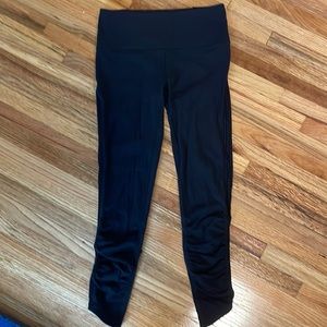 Ivivva 7/8 leggings